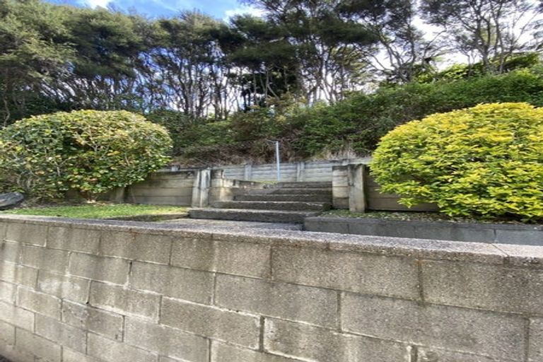Photo of property in 30 Deller Grove, Silverstream, Upper Hutt, 5019