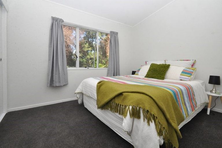Photo of property in 1/8 Sapphire Place, Bayview, Auckland, 0629
