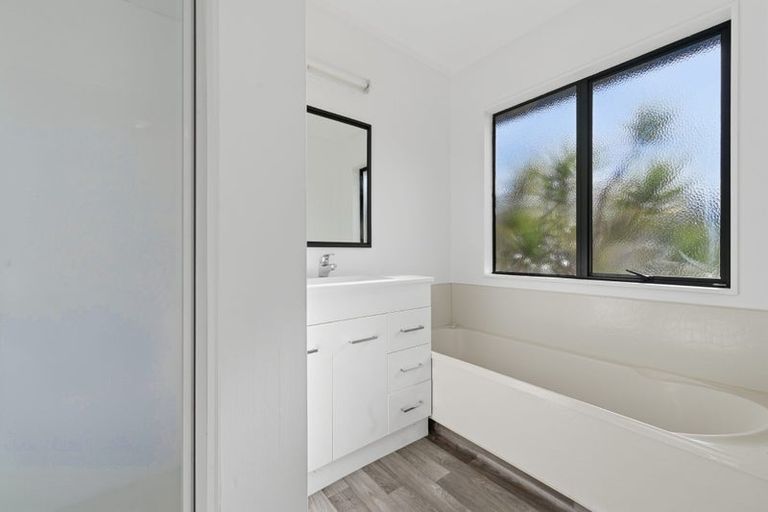 Photo of property in 120 Meander Drive, Welcome Bay, Tauranga, 3112
