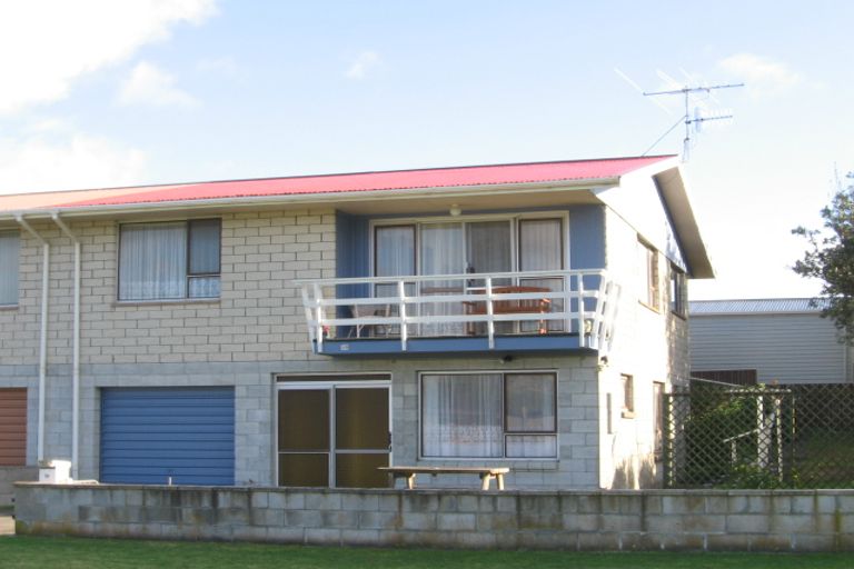 Photo of property in 59 Ngapaki Street, Waikanae Beach, Waikanae, 5036