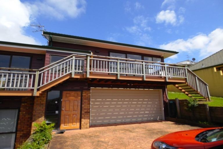 Photo of property in 7 Farr Road, West Harbour, Auckland, 0618