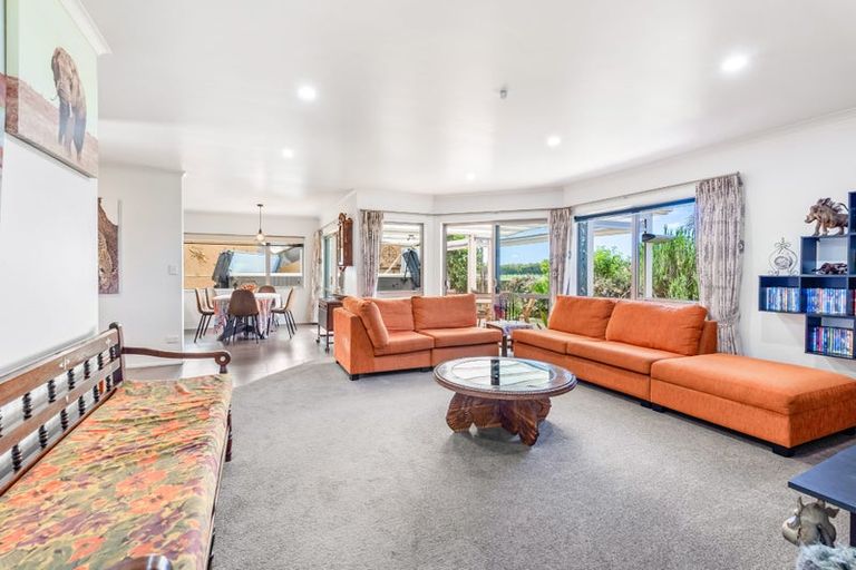 Photo of property in 14 Lowburn Avenue, Waipu, 0510