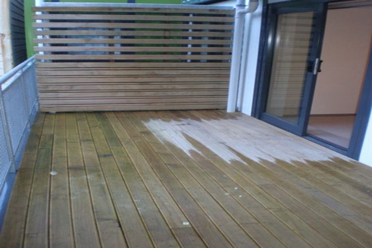 Photo of property in Dual Apartments, 106/142 Vivian Street, Te Aro, Wellington, 6011