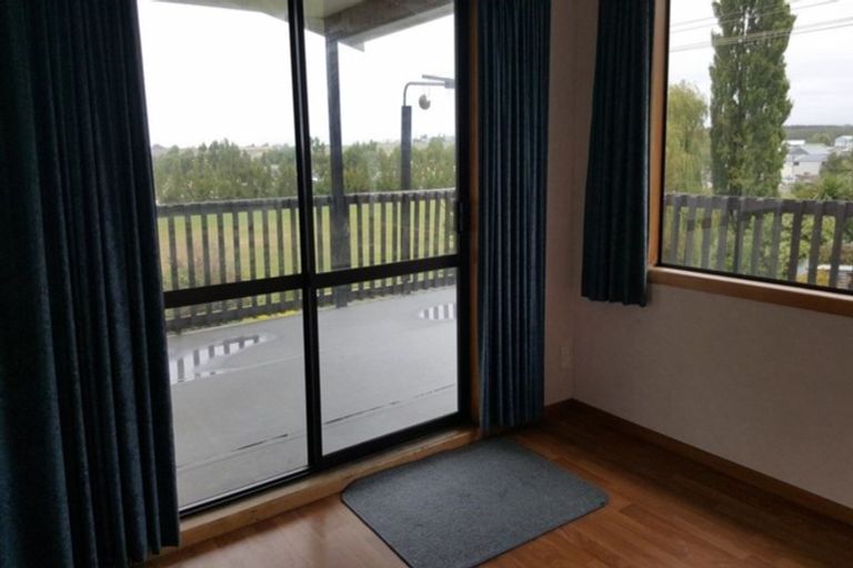 Photo of property in 23 Cambridge Street, Kensington, Timaru, 7910