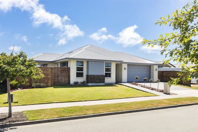 Photo of property in 89 Beachvale Drive, Kaiapoi, 7630