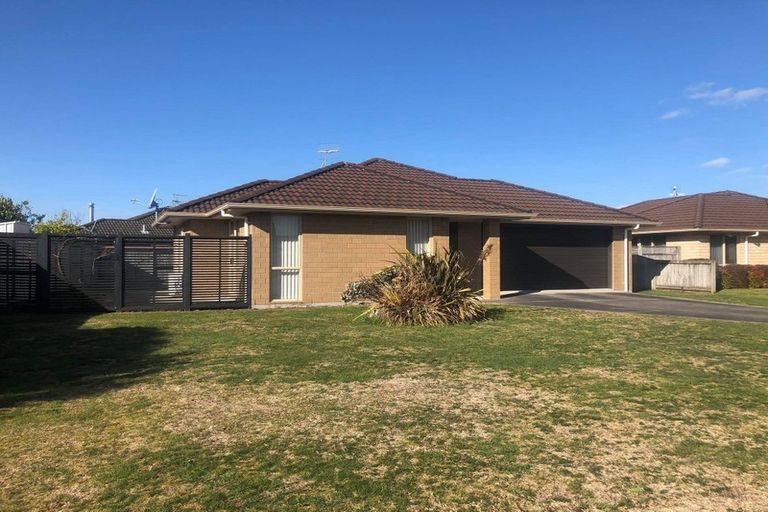 Photo of property in 28 Kinder Place, Ngongotaha, Rotorua, 3010