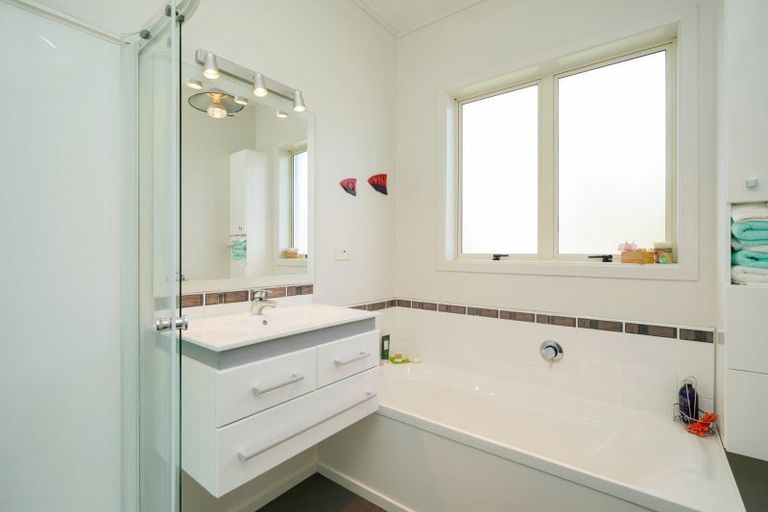 Photo of property in 142 Ward Street, Waverley, Invercargill, 9810