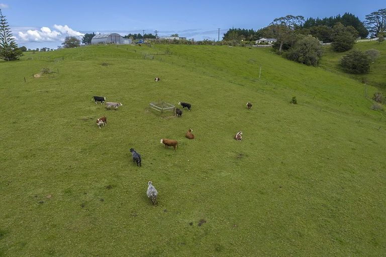 Photo of property in 167 Anderson Road, Helensville, 0875