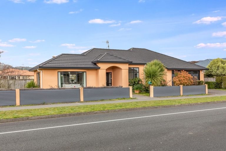 Photo of property in 155 Guildford Drive, Paraparaumu Beach, Paraparaumu, 5032