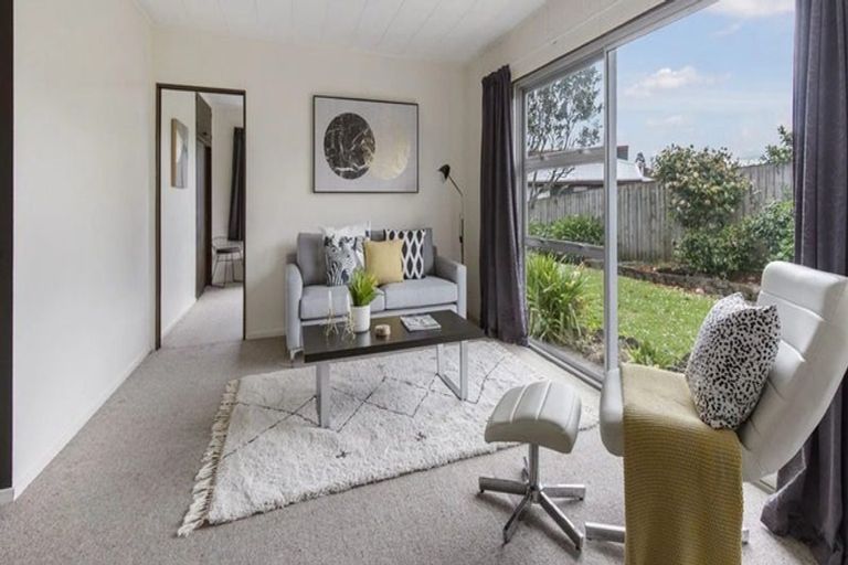 Photo of property in 2/22 Daytona Road, Henderson, Auckland, 0610