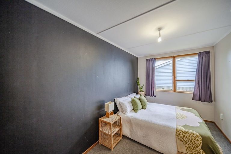 Photo of property in 12 Lake View Road, Waipukurau, 4200