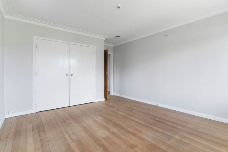 Photo of property in 12 Laureston Avenue, Papatoetoe, Auckland, 2025