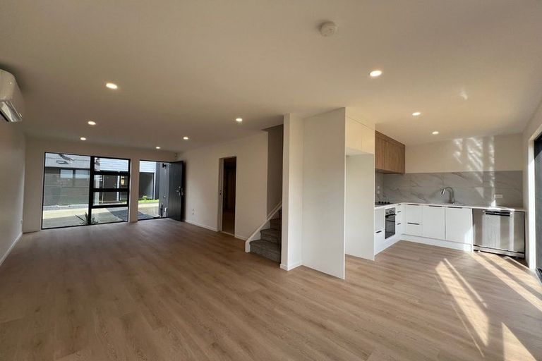 Photo of property in 3/15 Oakland Avenue, Papatoetoe, Auckland, 2025