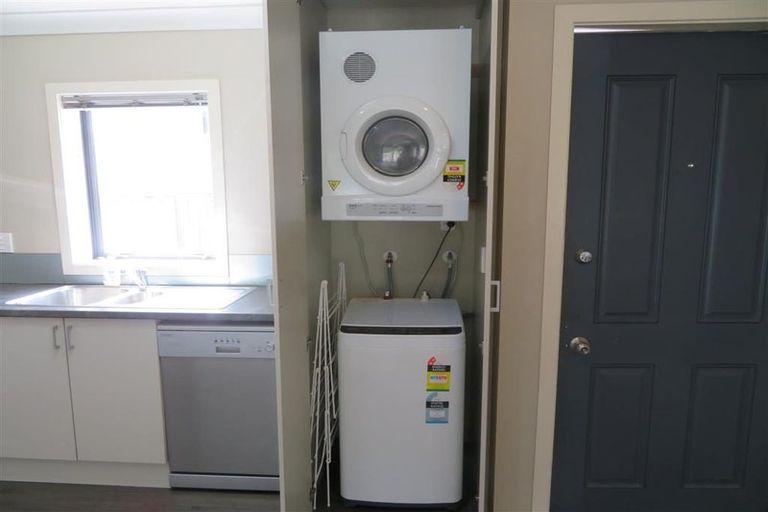 Photo of property in 300b Mitchell Street, Brooklyn, Wellington, 6021