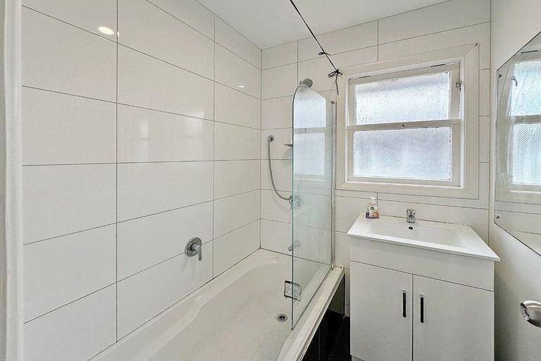 Photo of property in 11 Mcdougall Street, Manurewa East, Auckland, 2102