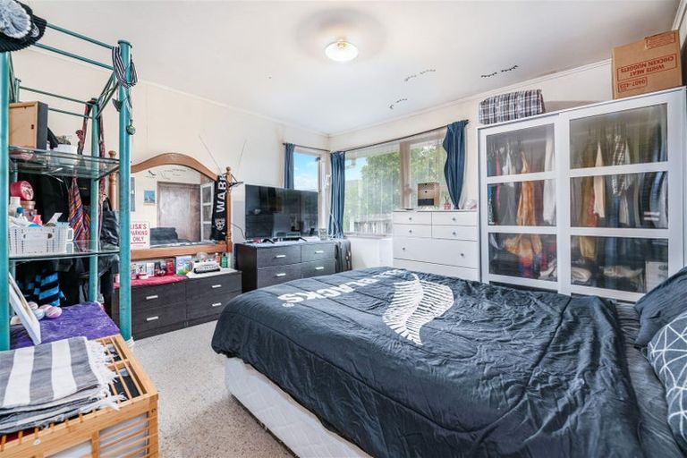 Photo of property in 87b Edmonton Road, Henderson, Auckland, 0612