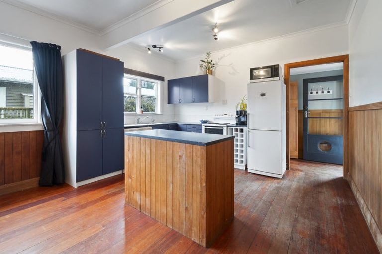 Photo of property in 208 South Street, Feilding, 4702
