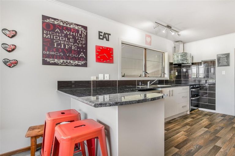 Photo of property in 5 Ashby Place, Pukekohe, 2120