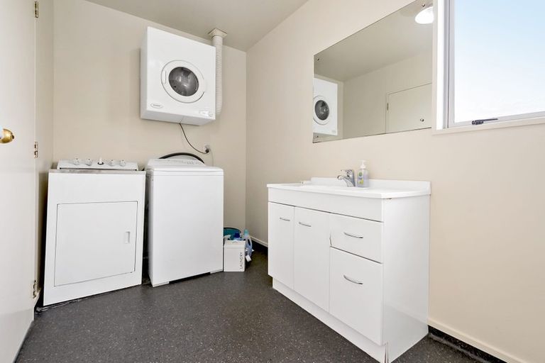 Photo of property in 108b Elizabeth Street, Riccarton, Christchurch, 8041