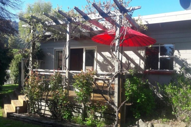 Photo of property in 8 Monalua Avenue, Purau, Diamond Harbour, 8972