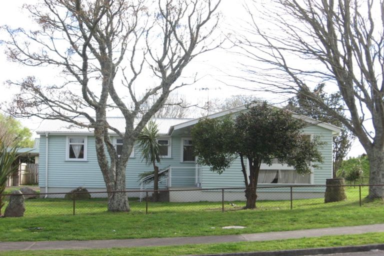 Photo of property in 1 James Cook Drive, Welcome Bay, Tauranga, 3112
