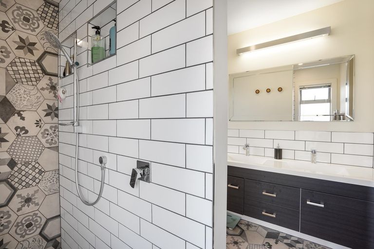 Photo of property in 123 Heretaunga Street, Palmerston North, 4414