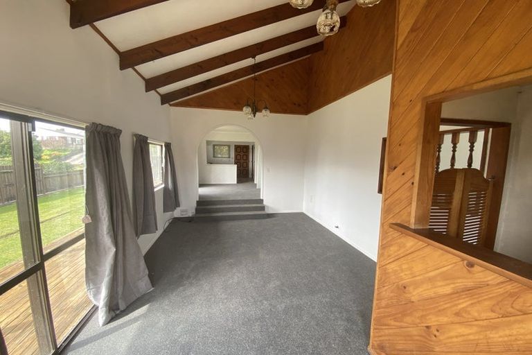 Photo of property in 47 Gilbass Avenue, Hamilton Lake, Hamilton, 3204