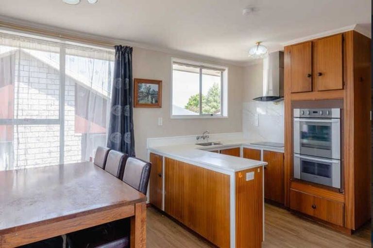 Photo of property in 11 O'halloran Drive, Halswell, Christchurch, 8025