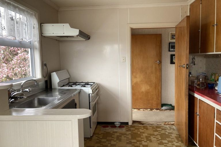 Photo of property in 32 Watene Crescent, Waitara, 4320