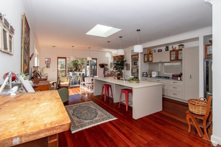 Photo of property in 79 Avondale Road, Taradale, Napier, 4112