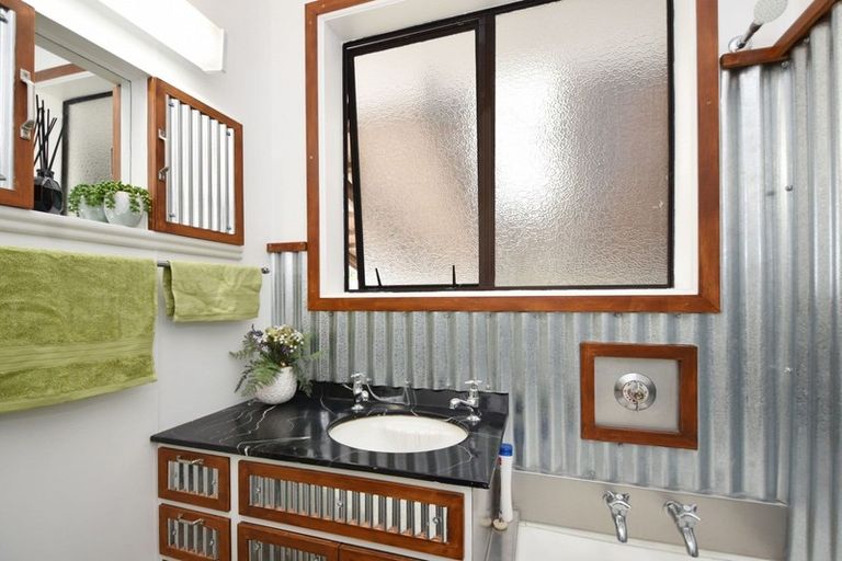 Photo of property in 34 Princes Street, Georgetown, Invercargill, 9812