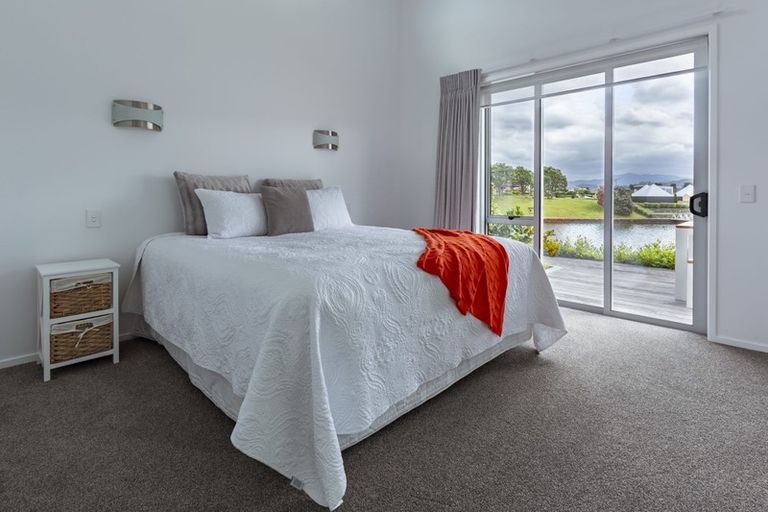 Photo of property in 16 Vanita Drive, Whitianga, 3510