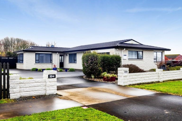 Photo of property in 104 Pembroke Road, Pembroke, Stratford, 4332