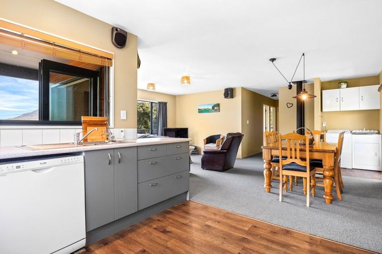 Photo of property in 209 Middle Road, Pigeon Bay, 7583