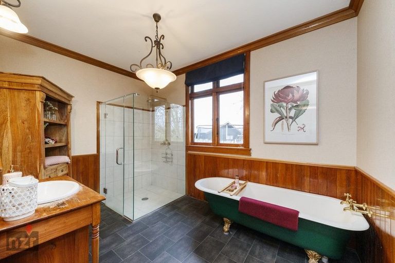 Photo of property in 16 Pirinoa Street, Feilding, 4702