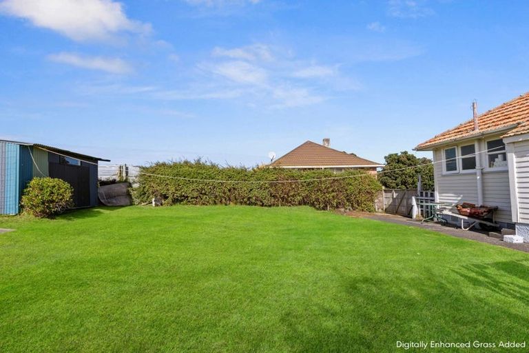 Photo of property in 90 Harper Street, Gonville, Whanganui, 4501