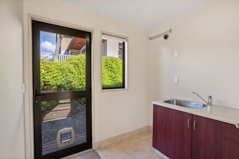 Photo of property in 13 Goldleaf Hill, Queenstown, 9300