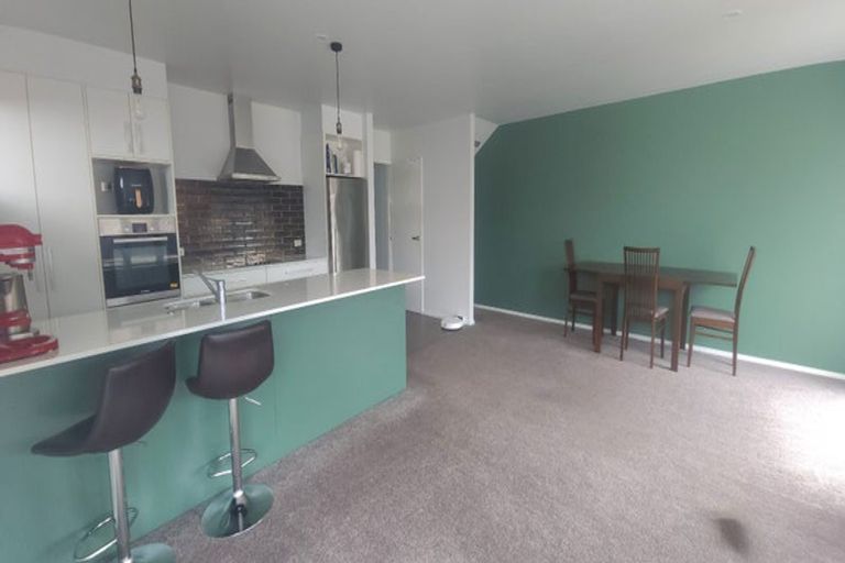 Photo of property in 3/20 Old Red Barn Road, Halswell, Christchurch, 8025