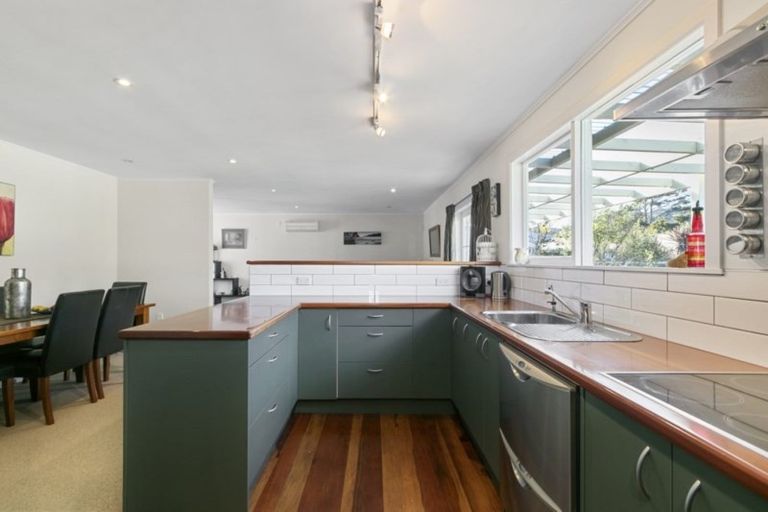 Photo of property in 60 Westminster Road, Wainuiomata, Lower Hutt, 5014