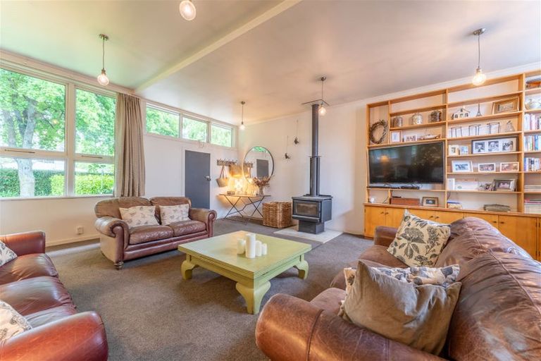 Photo of property in 23 Halstead Road, Pleasant Point, 7903