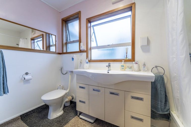 Photo of property in 16 Lancaster Street, Hampden, 9410