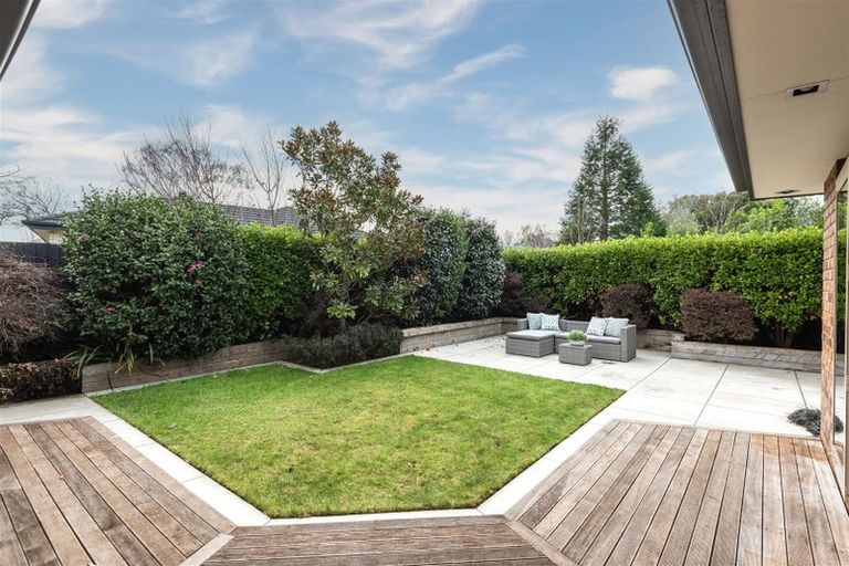 Photo of property in 371a Ilam Road, Bryndwr, Christchurch, 8053