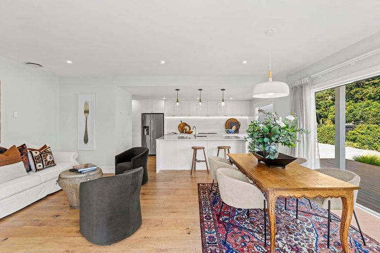 Photo of property in 87 Cashmere Road, Cashmere, Christchurch, 8022