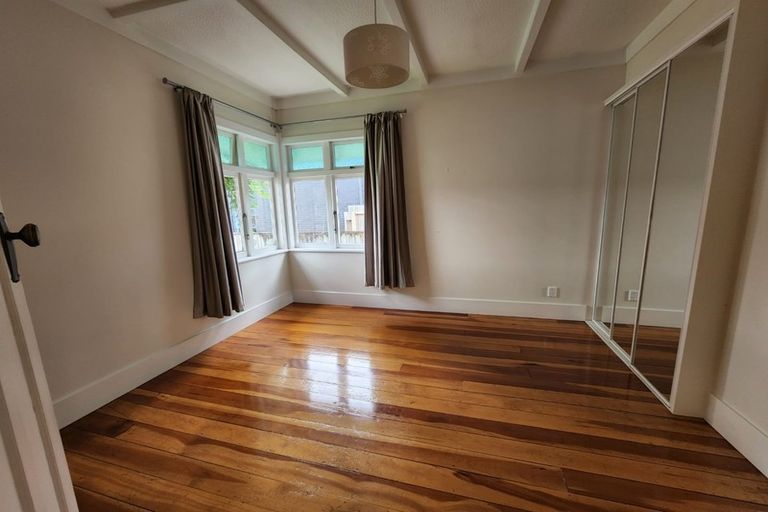 Photo of property in 8 Formby Avenue, Point Chevalier, Auckland, 1022
