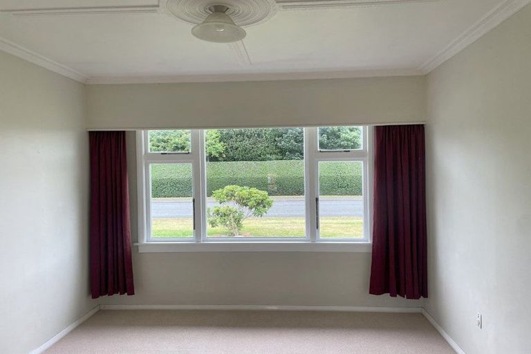 Photo of property in 49 Mary Street, Winton, 9720