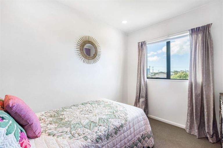 Photo of property in 6 D'urville Place, Gulf Harbour, Whangaparaoa, 0930