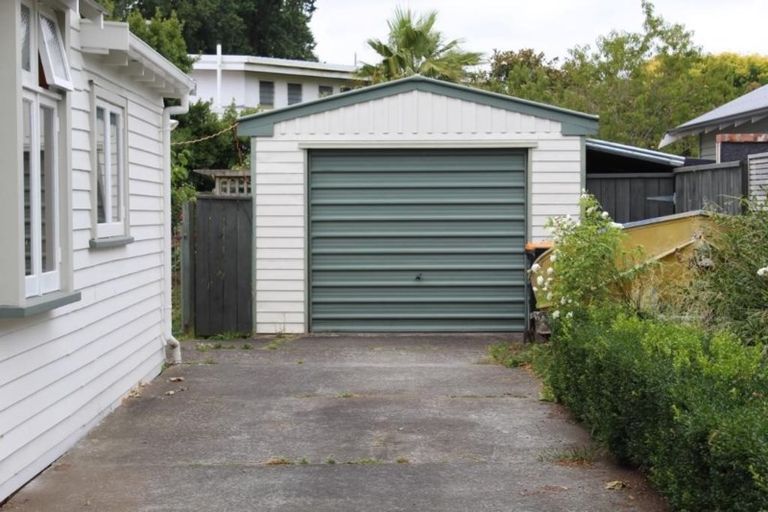 Photo of property in 7 Mere Mere Avenue, Palmerston North, 4414