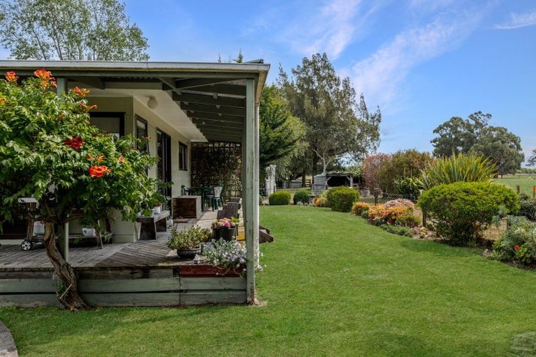 Photo of property in 208 South Road, Solway, Masterton, 5885