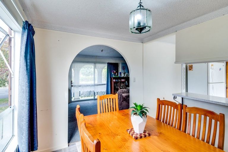 Photo of property in 32 Walton Way, Flaxmere, Hastings, 4120