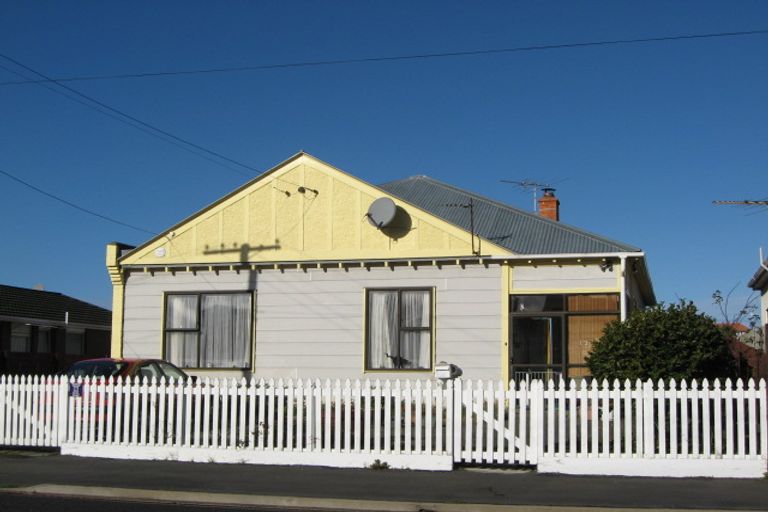 Photo of property in 14 Coughtrey Street, Saint Clair, Dunedin, 9012